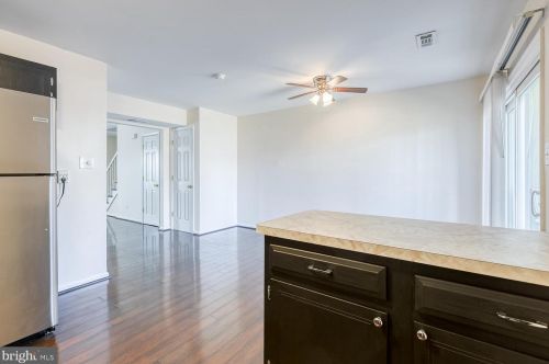 2 Farrell Ln, Fredericksburg VA  22408-4004 exterior