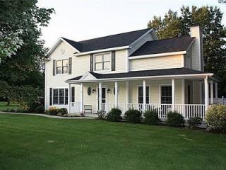 24 Torrey Pnes, Clifton Park Center NY  12065-1139 exterior