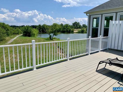 646 Baywick Cir, Crozet VA  22932-1529 exterior