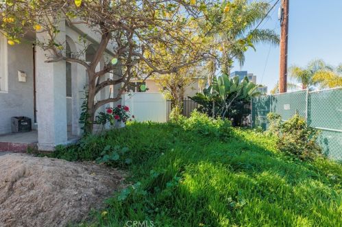 4366 116th St, Hawthorne CA  90250-2327 exterior