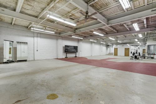1172 Industrial Blvd, New Kensington PA  15068-6120 exterior