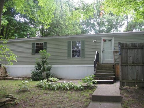132 Pidgeon Dr, Evans City, PA 16033-4434