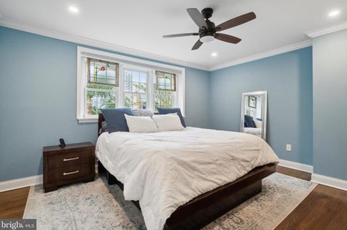 710 Lombard St, Philadelphia PA  19147-1315 exterior
