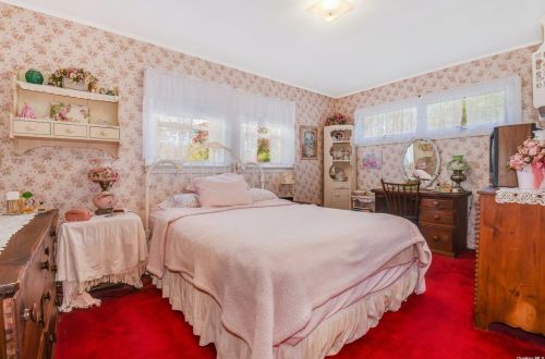 11 Rambling Rd, Northport NY  11768-2315 exterior