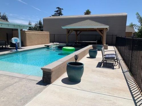 5425 Roselle Ave, Riverbank CA  95367 exterior