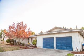 897 Tierra Dr, Salem, OR 97301-3011