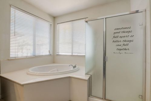 513 Leather Creek Ln, Grayson CA  95363-8775 exterior