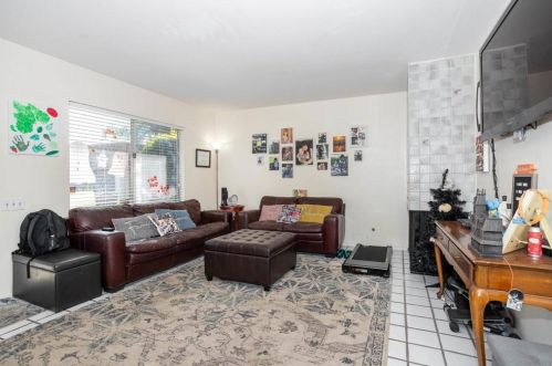 229 Festival Dr, Oceanside, CA 92057-5135