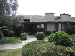 3332 El Encanto Ct, Bakersfield, CA 93301-1538