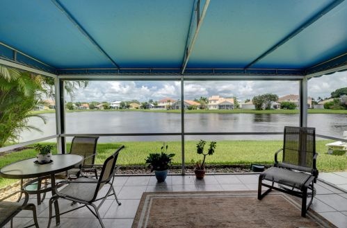 9581 Tavernier Dr, Boca Raton FL  33496-2105 exterior