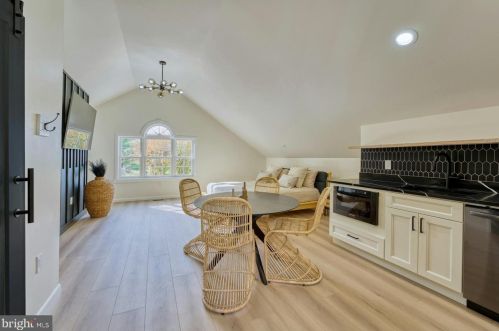 40280 Spectacular Bid Pl, Leesburg VA  20176-7173 exterior