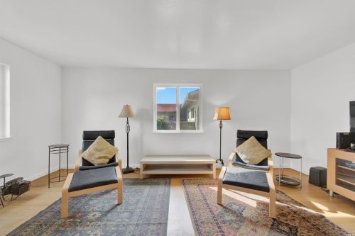 200 Juniper St, Vacaville CA 95688-2736 exterior