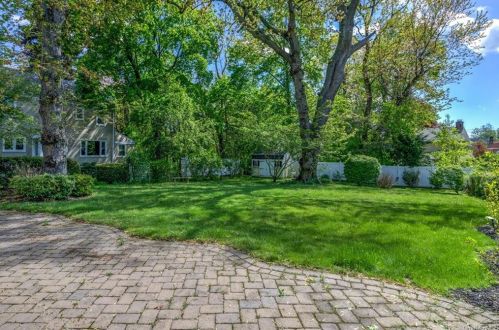 353 Hussey Rd, Mount Vernon NY  10552-2305 exterior