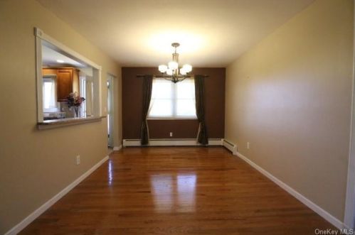 147 Wait St, Walden NY  12586-1325 exterior