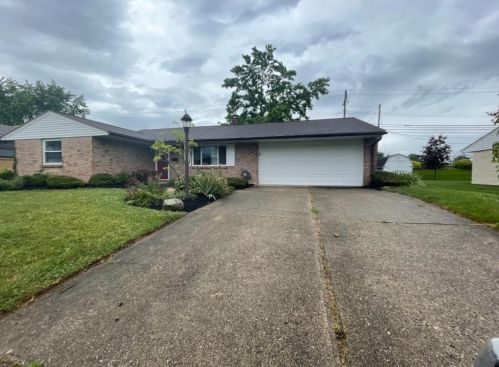 128 Stadia Dr, Franklin, OH 45005-1502