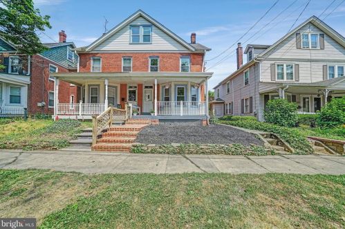 221 Meredith St, Kennett Sq, PA 19348-3223