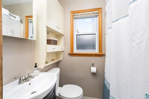 177 Austin St, Duluth MN  55803-1758 exterior