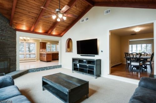 43 Prospect St, Verona NJ  07044-1500 exterior