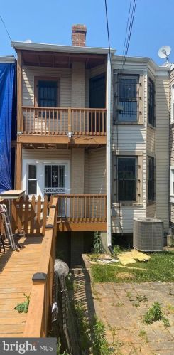 1753 A St, Washington, DC 20003-1618