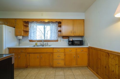 140 James St, Beaver Falls PA  15010-1720 exterior