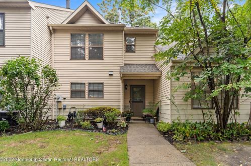 227 Azalea Cir, Jackson Twp, NJ 08527-2566