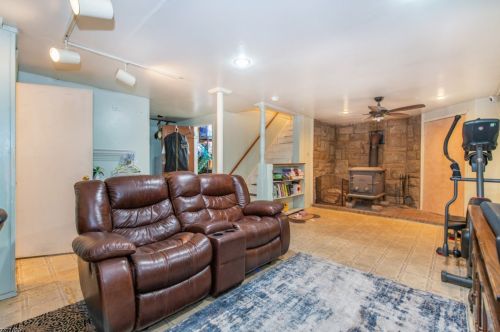 94 Fernwood Rd, Wantage NJ  07461-1013 exterior