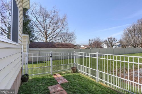 404 Coover St, Navy Sup Dpt PA  17055-4225 exterior