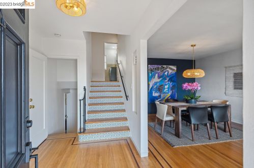 2634 Charleston St, Oakland, CA 94602-3427