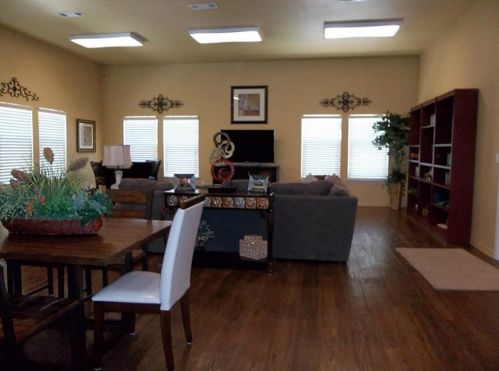 321 Thomas St, Burleson TX  76028-4609 exterior