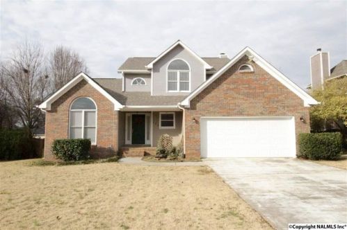 102 Claytor Ln, Madison, AL 35758-6812