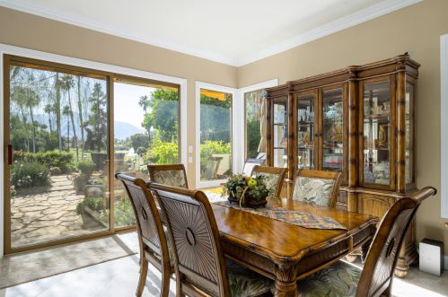 150 Kavenish Dr, Rancho Mirage CA  92270-3244 exterior