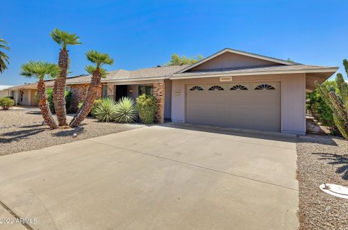 19607 Signal Butte Cir, Sun City, AZ 85373-1219