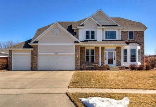 4605 Ashwood Dr, Des Moines, IA 50322-8331