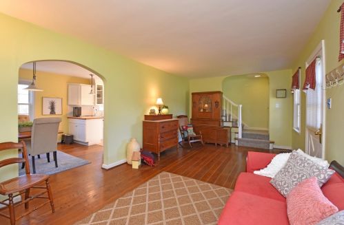 6009 Cleves Warsaw Pike, Cincinnati OH 45233-4935 exterior