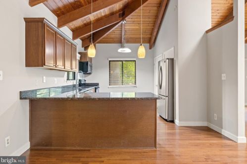 20787 Evergreen Ml Rd, Leesburg VA  20175-6412 exterior