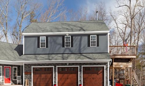 212 Nate Whipple Hwy, Cumberland, RI 02864-2221