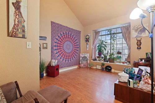 2308 Grouse Crossing Way, Modesto CA  95355-9216 exterior