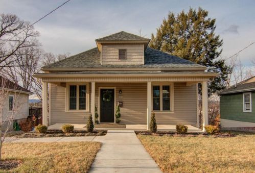 1118 Murray Ave, Roanoke VA  24013-1933 exterior