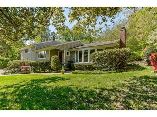 24 Doris Dr, Scarsdale, NY 10583-2712