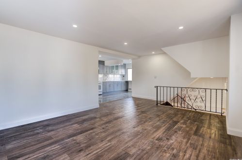 137-12 158th St, Jamaica, NY 11434-3622