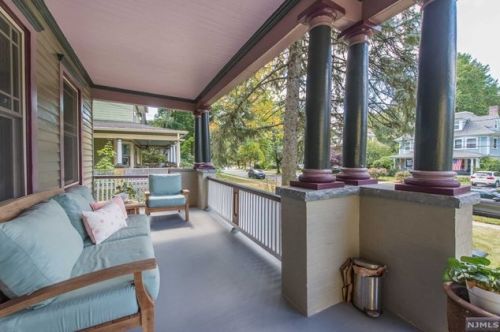 61 Montclair Ave, Montclair, NJ 07042-4109