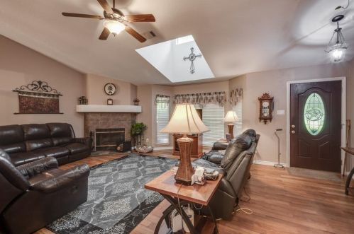 356 County Road 6481, Mont Belvieu TX  77535 exterior