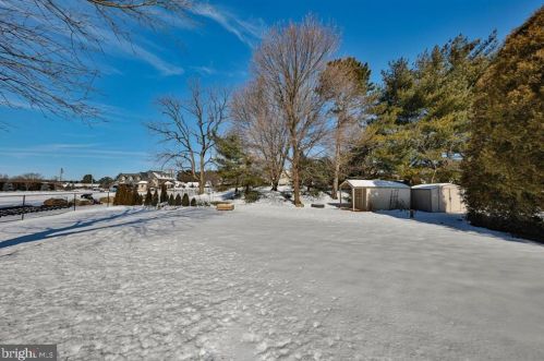 4121 Green Pond Rd, Easton PA  18045-2509 exterior