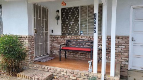 1830 Memorial Dr, Hollister, CA 95023-5708