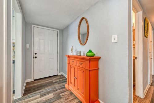 7006 Carriage Dr, Citrus Heights, CA 95621-3714