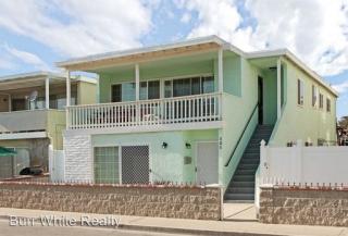 121 33rd St, Newport Beach CA  92663-3095 exterior