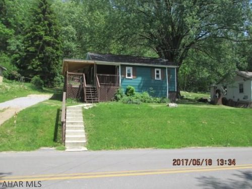 369 Oil Tank Hill Rd, Carrolltown, PA 15722-9500