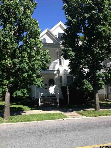 111 3rd St, Waterford, NY 12188-2430
