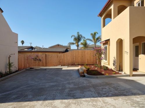 777 Manhattan Ave, Pismo Beach, CA 93433-2315