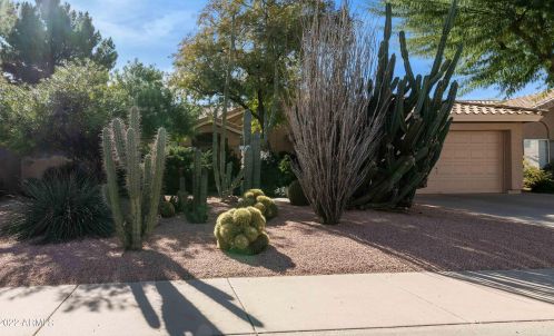 5901 Park Ave, Chandler, AZ 85226-1246